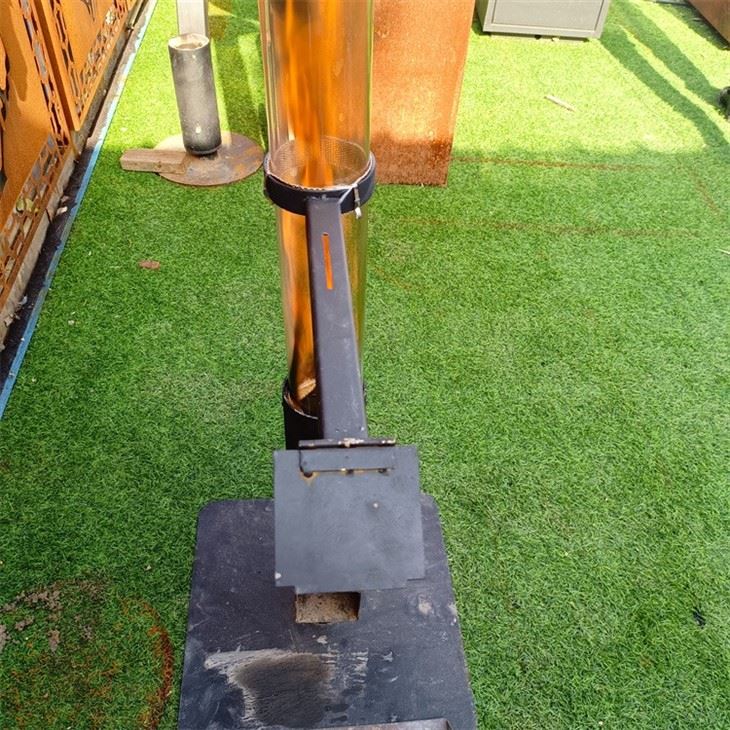 Pellet Rocket Stove